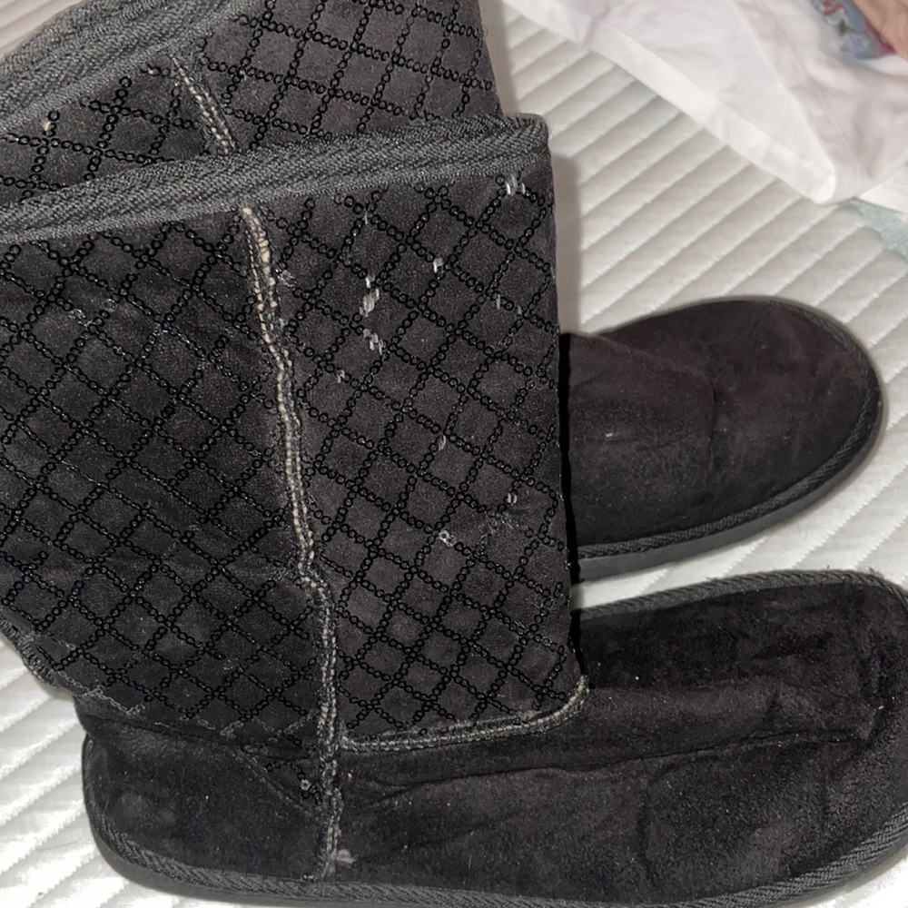 Kohls black sequin boots slippers type size xl